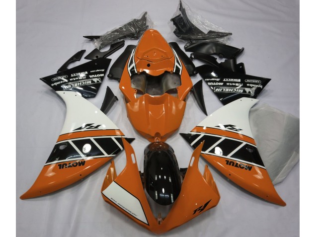 Arancio Lucido Bianco & Nero 12-14 R1 Carena Arancio Lucido Bianco & Nero 12-14 R1 Carena