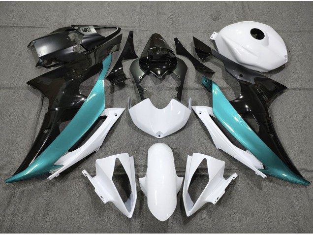 Azzurro Personalizzato In Bianco & Nero 08-16 R6 Carena