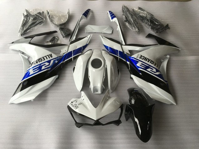 Bianco Blu & Nero 15-18 R3 Carena Bianco Blu & Nero 15-18 R3 Carena