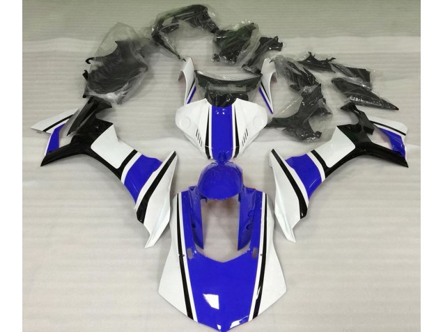Bianco Lucido Blu & Nero 15-19 R1 Carena Bianco Lucido Blu & Nero 15-19 R1 Carena