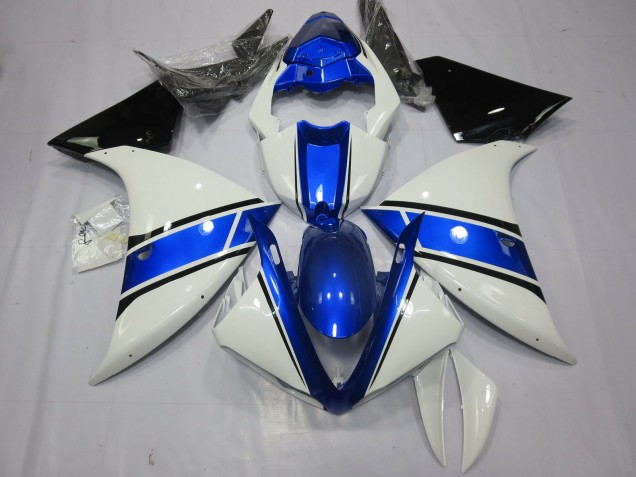 Design Bianco & Blu 12-14 R1 Carena Design Bianco & Blu 12-14 R1 Carena