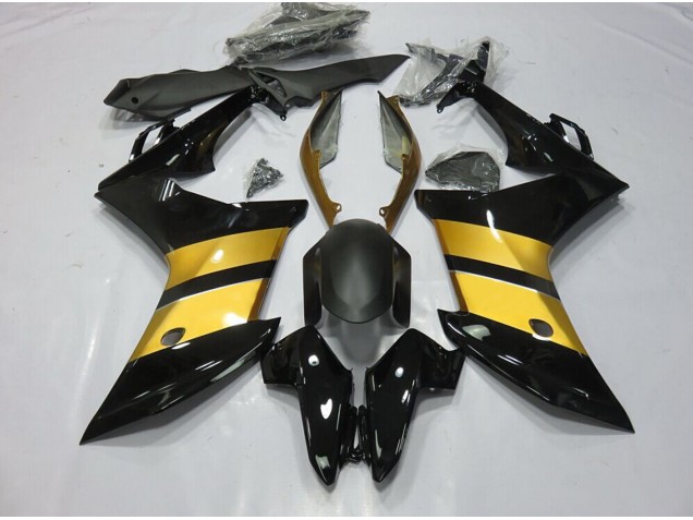 Design Cbr Oro Nero 11-12 CBR600F Carena Design Cbr Oro Nero 11-12 CBR600F Carena