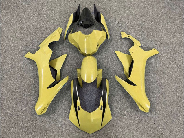 Giallo Lucido 15-19 R1 Carena Giallo Lucido 15-19 R1 Carena