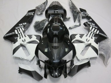 Logo Punisher In Bianco & Nero Opaco 05-06 CBR600RR Carena