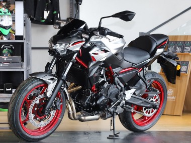 Carena Moto Kawasaki Ninja Z650 2020-2023 - Nero Argento Rosso