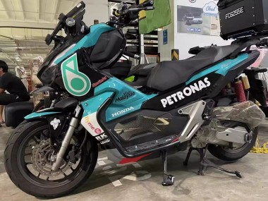 Carena Moto Honda ADV150 2018-2021 - Blu Verde Rosso Nero Lucido Petronas