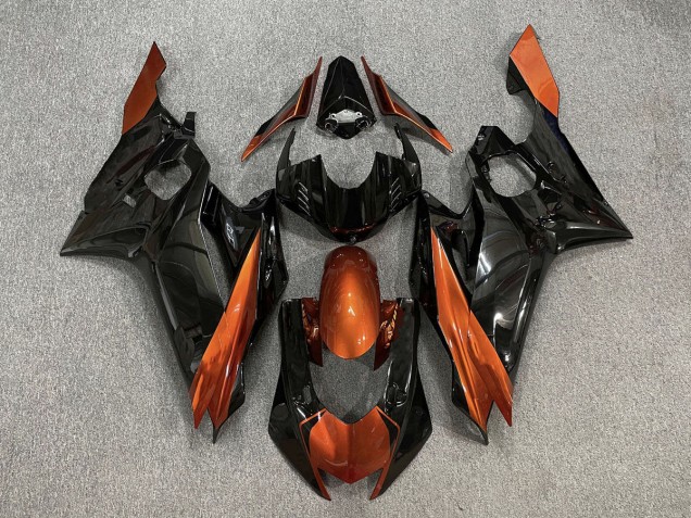 Nero Lucido & Arancione Bruciato 17-21 R6 Carena Nero Lucido & Arancione Bruciato 17-21 R6 Carena